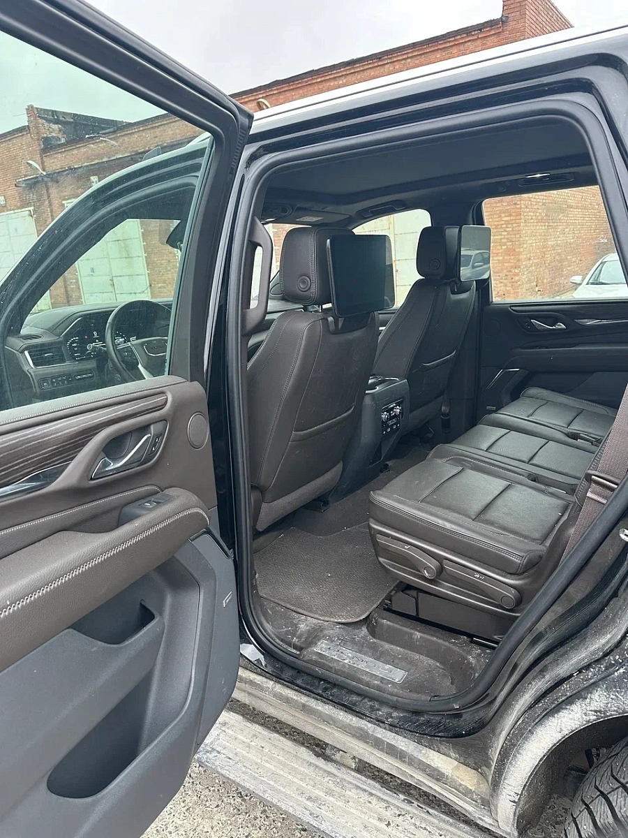 GMC Yukon, 2023г., полный привод, автомат