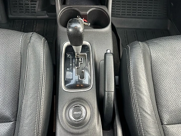 Mitsubishi Outlander, 2015г, полный привод, вариатор