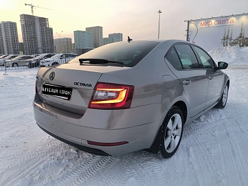 Skoda Octavia, 2020г, передний привод, робот