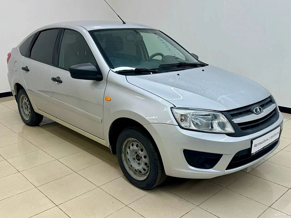 Lada (ВАЗ) Granta, 2015г., передний привод, механика
