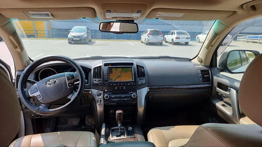 Toyota Land Cruiser, 2011г., полный привод, автомат