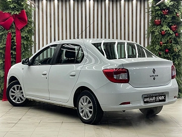 Renault Logan, 2020г, передний привод, автомат