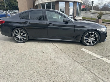 BMW 5 серии, 2017г, полный привод, автомат