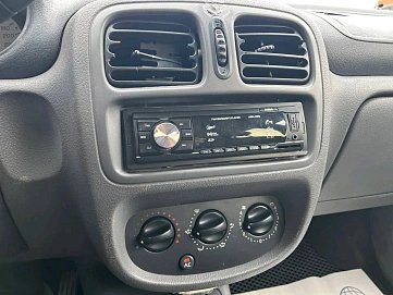 Renault Clio, 2001г., передний привод, механика