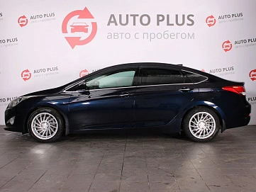 Hyundai i40, 2013г., передний привод, автомат