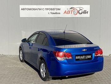 Chevrolet Cruze, 2011г, передний привод, механика