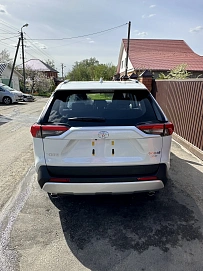 Toyota RAV4, 2025г, полный привод, вариатор