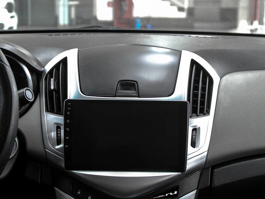 Chevrolet Cruze, 2013г., передний привод, механика