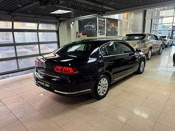 Volkswagen Passat, 2011г, передний привод, робот