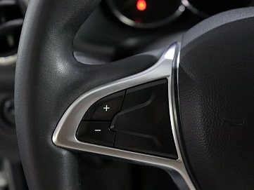 Renault , 2021г., передний привод, автомат