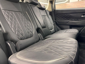 Mitsubishi Outlander, 2022г, передний привод, вариатор