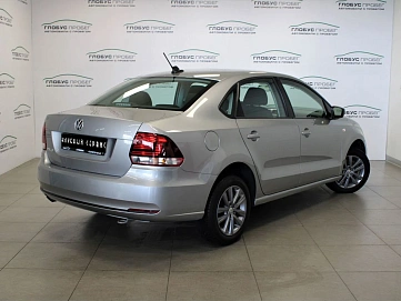 Volkswagen Polo, 2019г, передний привод, механика