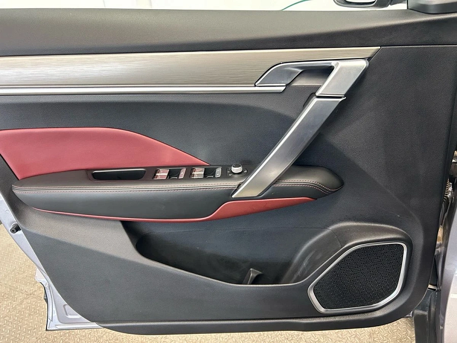 Geely Coolray, 2023г., передний привод, робот