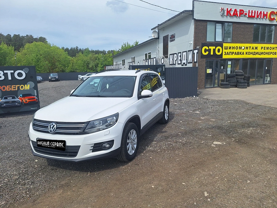 Volkswagen Tiguan, 2012г., передний привод, механика