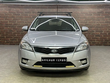 Kia Ceed, 2010г, передний привод, механика