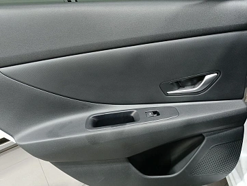 Hyundai Elantra, 2022г, передний привод, механика