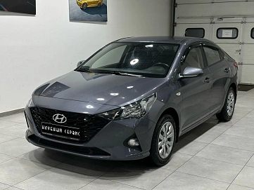Hyundai Solaris, 2021г, передний привод, автомат