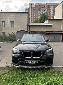 BMW X1, 2014г, задний привод, автомат