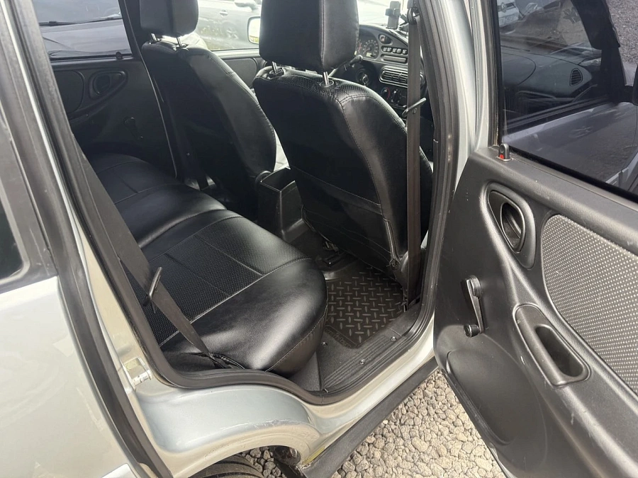 Chevrolet Niva, 2015г., полный привод, механика