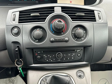 Renault , 2008г., передний привод, механика