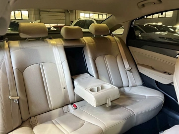 Hyundai Sonata, 2018г, передний привод, автомат