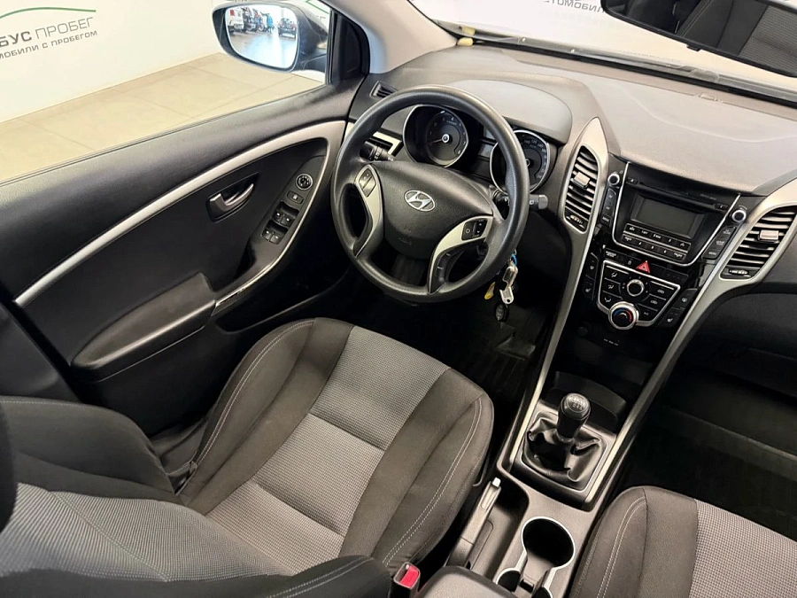 Hyundai i30, 2013г., передний привод, механика