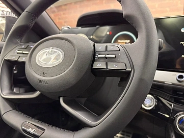 Hyundai Lafesta, 2025г, передний привод, робот