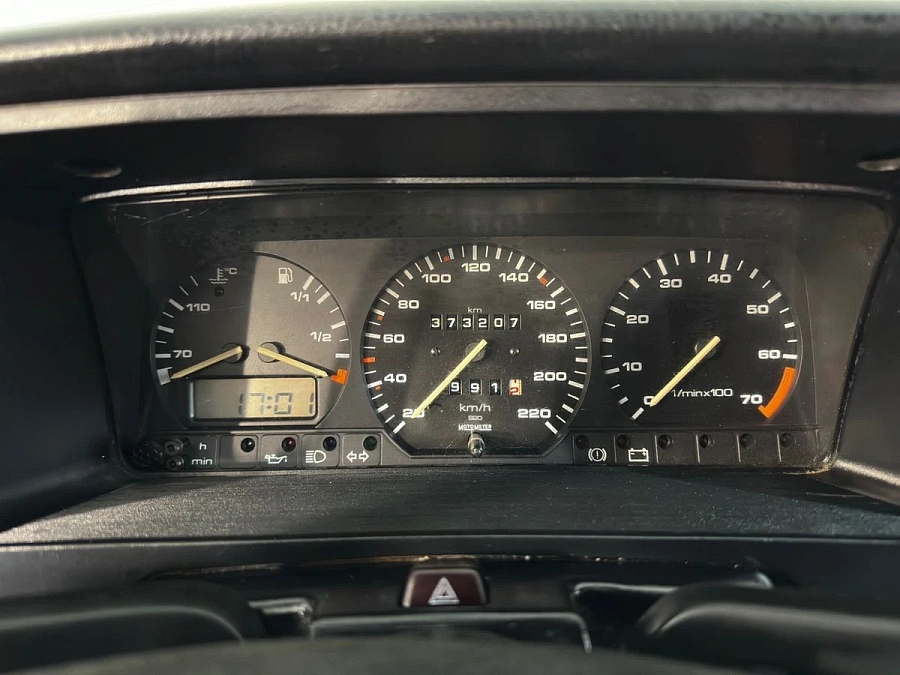 Volkswagen Passat, 1988г., передний привод, механика