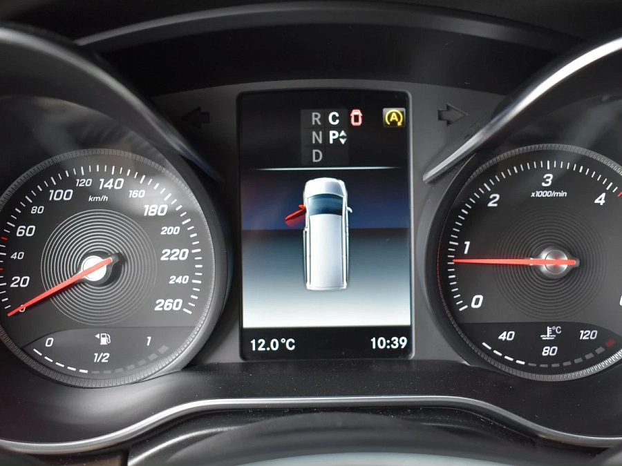 Mercedes-Benz V-Класс, 2018г., полный привод, автомат