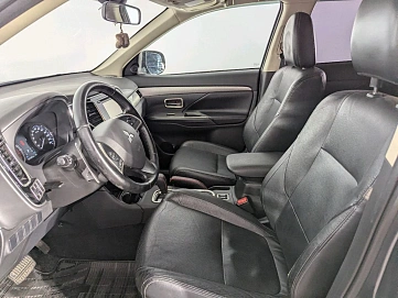 Mitsubishi Outlander, 2013г, полный привод, вариатор