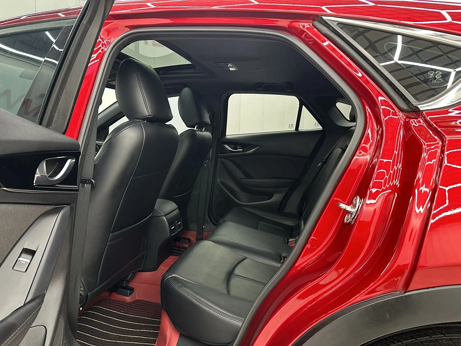 Mazda CX-4, 2023г., передний привод, автомат