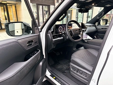 Infiniti QX80, 2025г, полный привод, автомат
