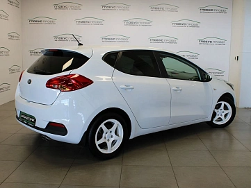 Kia Ceed, 2013г, передний привод, автомат
