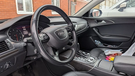 Audi A6, 2018г, передний привод, робот