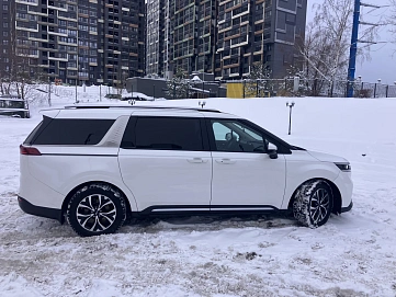 Kia Carnival, 2022г, передний привод, автомат