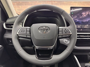 Toyota Highlander, 2026г, полный привод, автомат