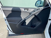 Volkswagen Tiguan, 2014г., передний привод, робот