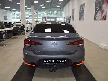 Hyundai Elantra, 2020г, передний привод, механика