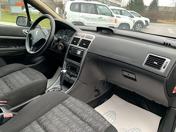 Peugeot 307, 2002г, передний привод, автомат