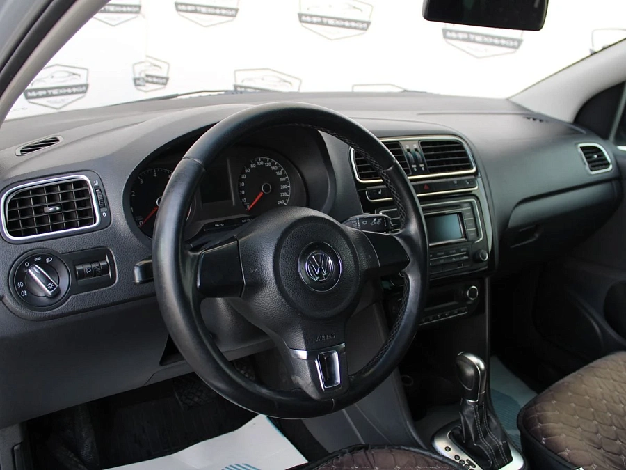 Volkswagen Polo, 2014г., передний привод, автомат