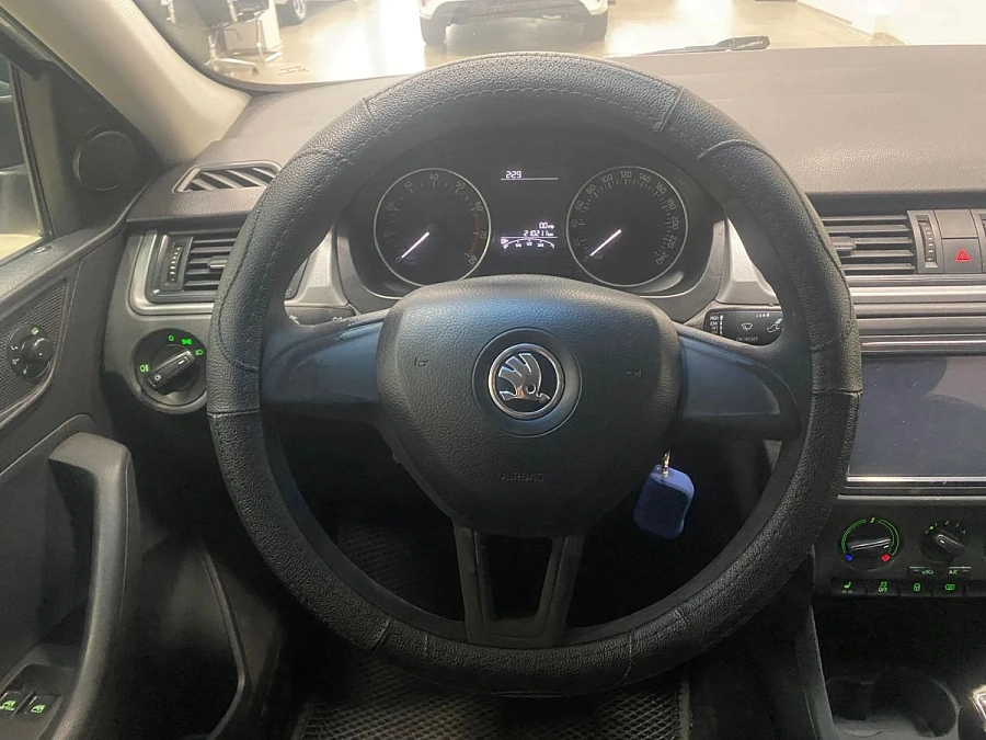 Skoda Rapid, 2017г., передний привод, автомат