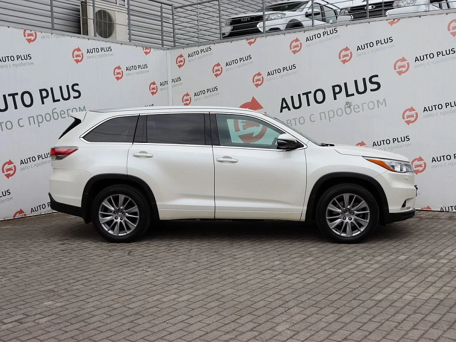 Toyota Highlander, 2013г., полный привод, автомат
