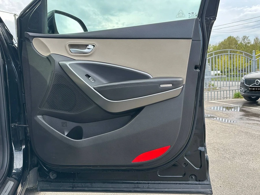 Hyundai Santa Fe, 2014г., полный привод, автомат