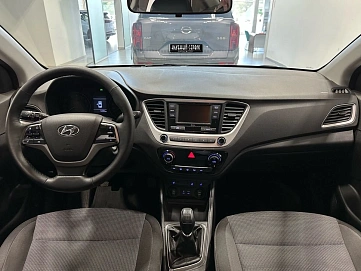 Hyundai Solaris, 2017г, передний привод, механика