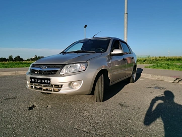 Lada (ВАЗ) Granta, 2013г, передний привод, механика