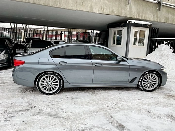 BMW 5 серии, 2018г, полный привод, автомат