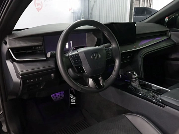 Toyota Camry, 2025г, передний привод, вариатор