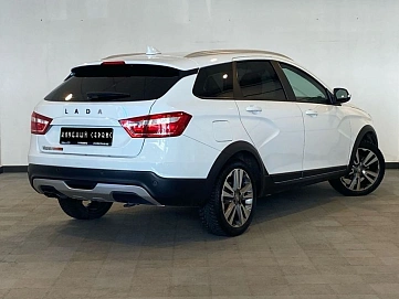 Lada (ВАЗ) Vesta, 2019г, передний привод, механика