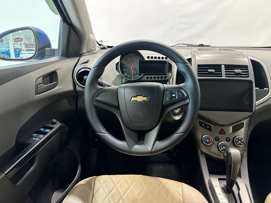 Chevrolet Aveo, 2012г., передний привод, автомат
