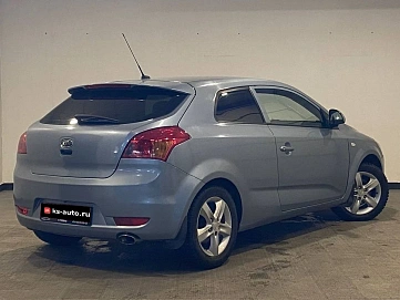 Kia Ceed, 2008г, передний привод, автомат
